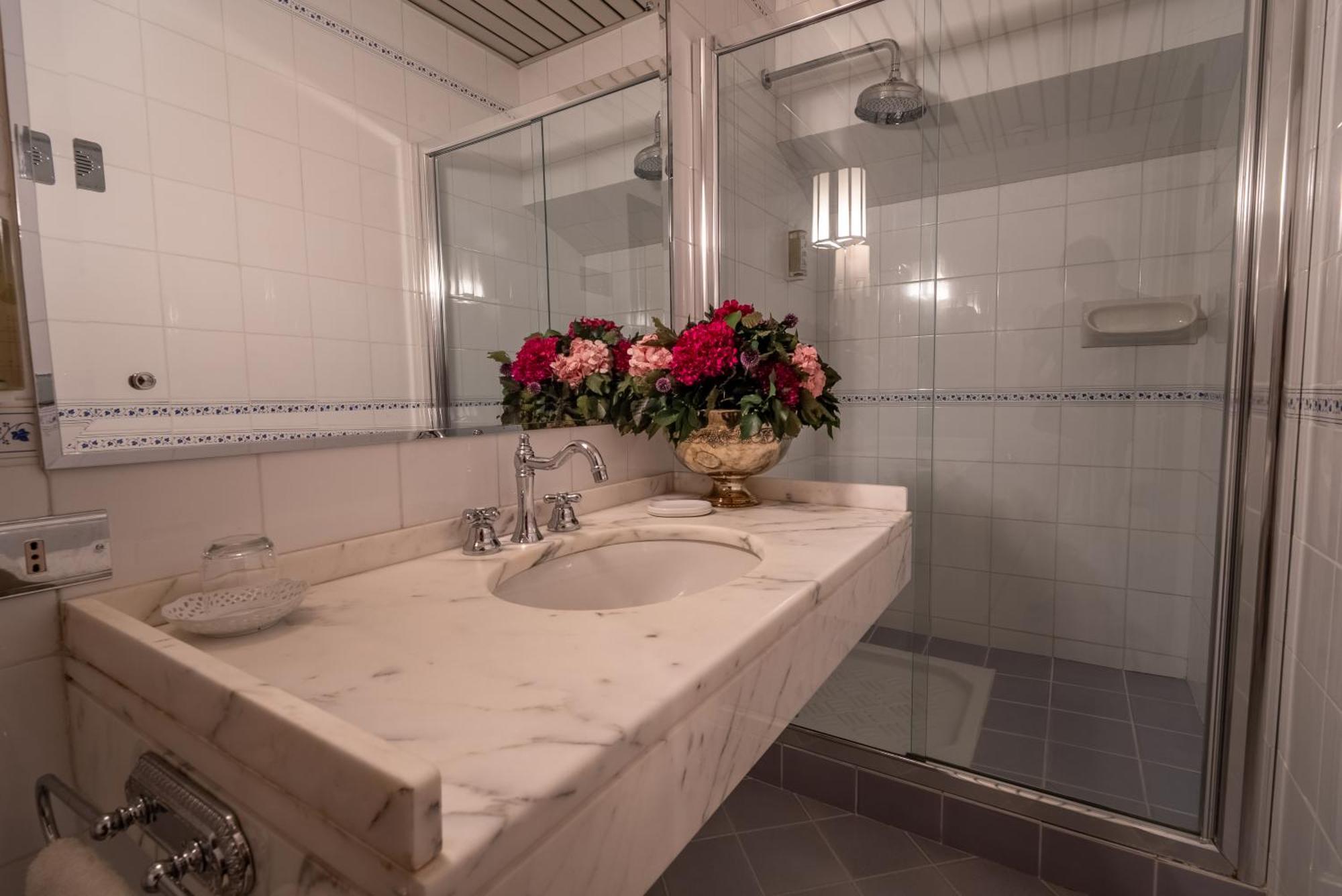 Grand Bastiani Hotel 4*